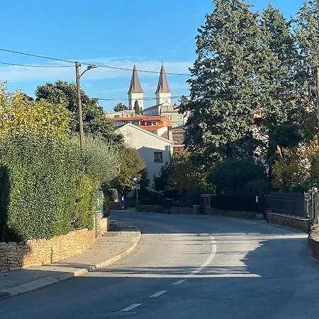 Deluxe Im * מדולין